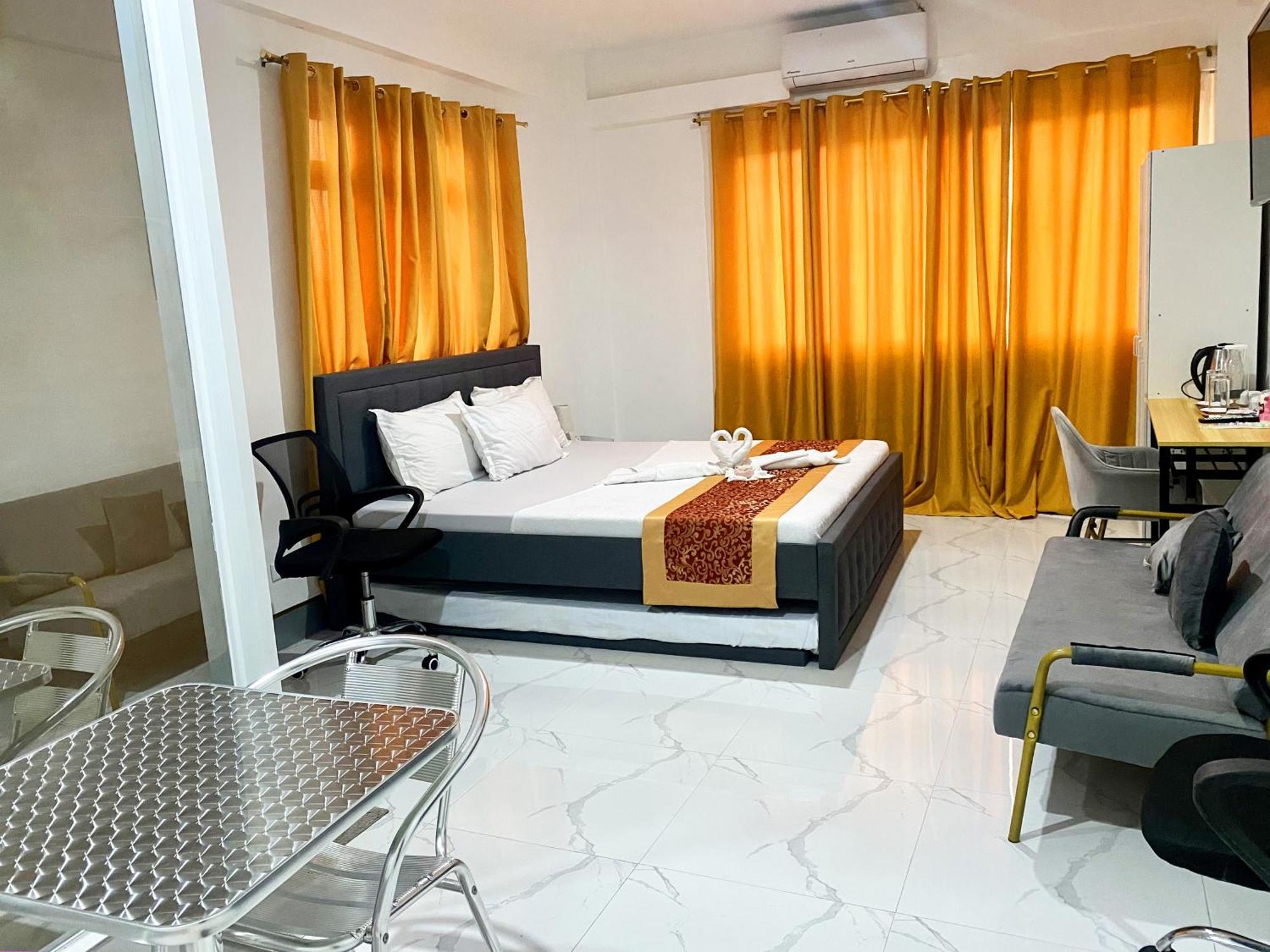 Legends Hotel & Restaurant - Lemery And Taal Luaran gambar