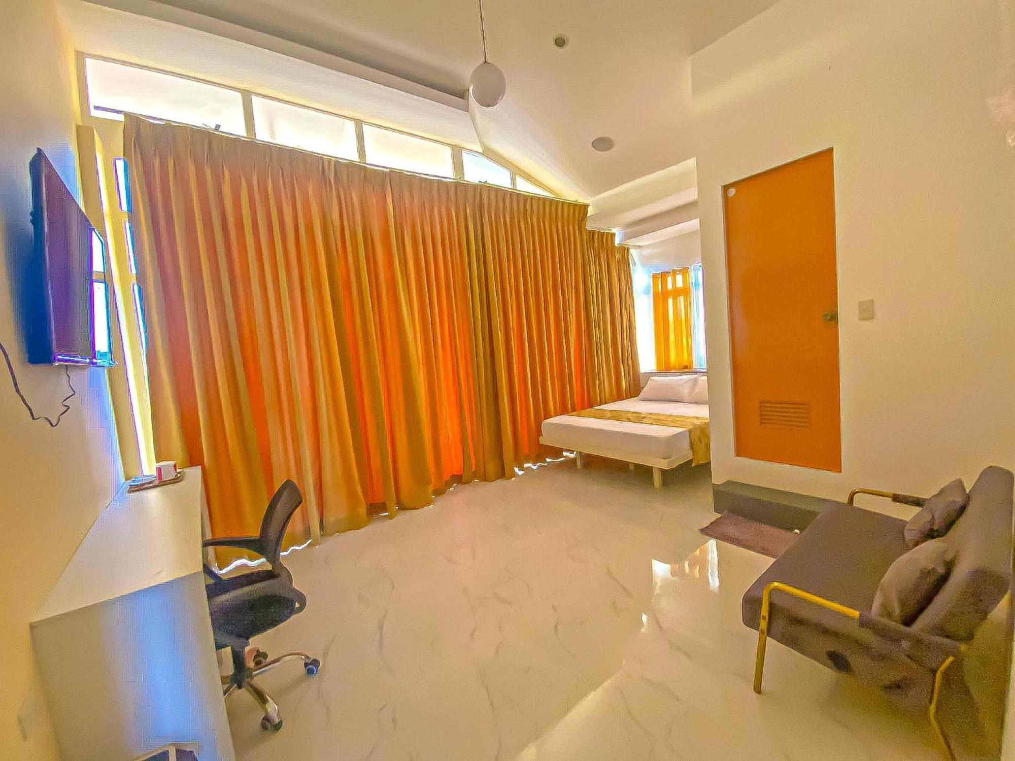 Legends Hotel & Restaurant - Lemery And Taal Luaran gambar